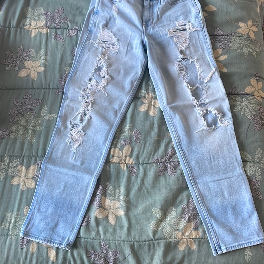 Women’s Hollister High-Rise Mom Jean
